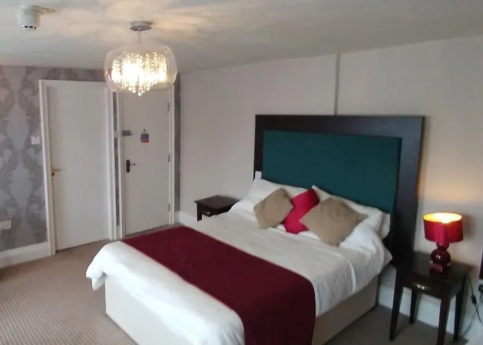 Herberg The Engine 3*